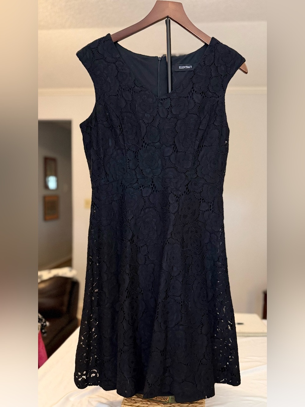 Ellen Tracy Black Sleeveless Lace Midi Dress (MM8)